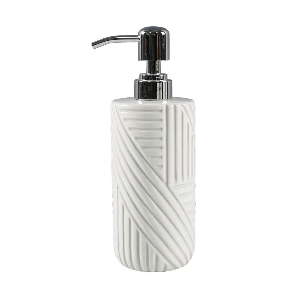 Factory direct Modern Style Bathroom Accessories set wc ceramic one-piece toilet bathroom toilet set