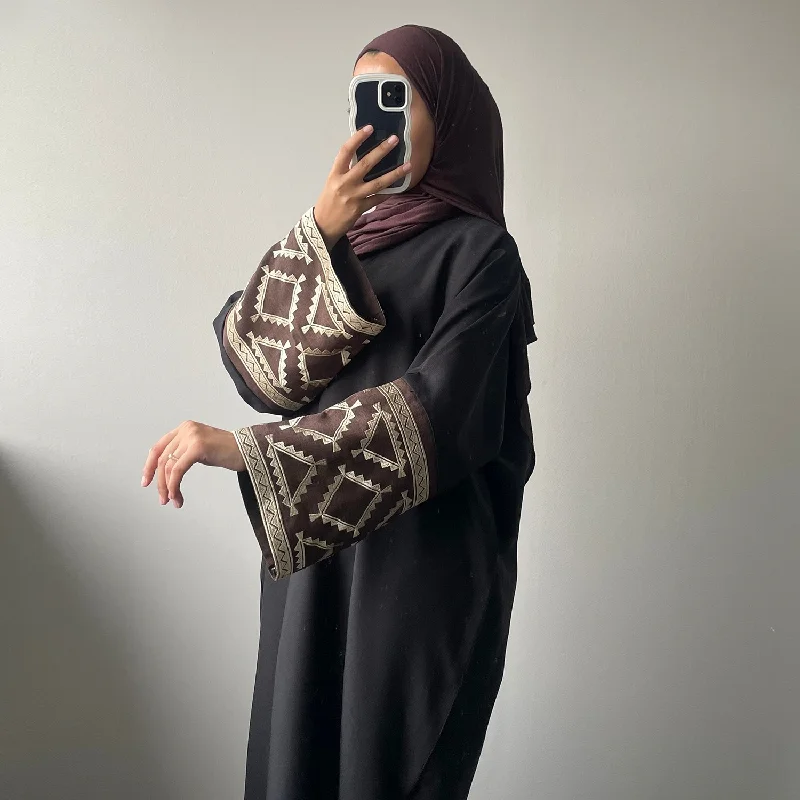 Clothes Women Abaya Women Muslim Dress 2024 Fashion Embroidered Dubai Turkish Elegant Cardigan Abaya Long Dresses Women Muslim