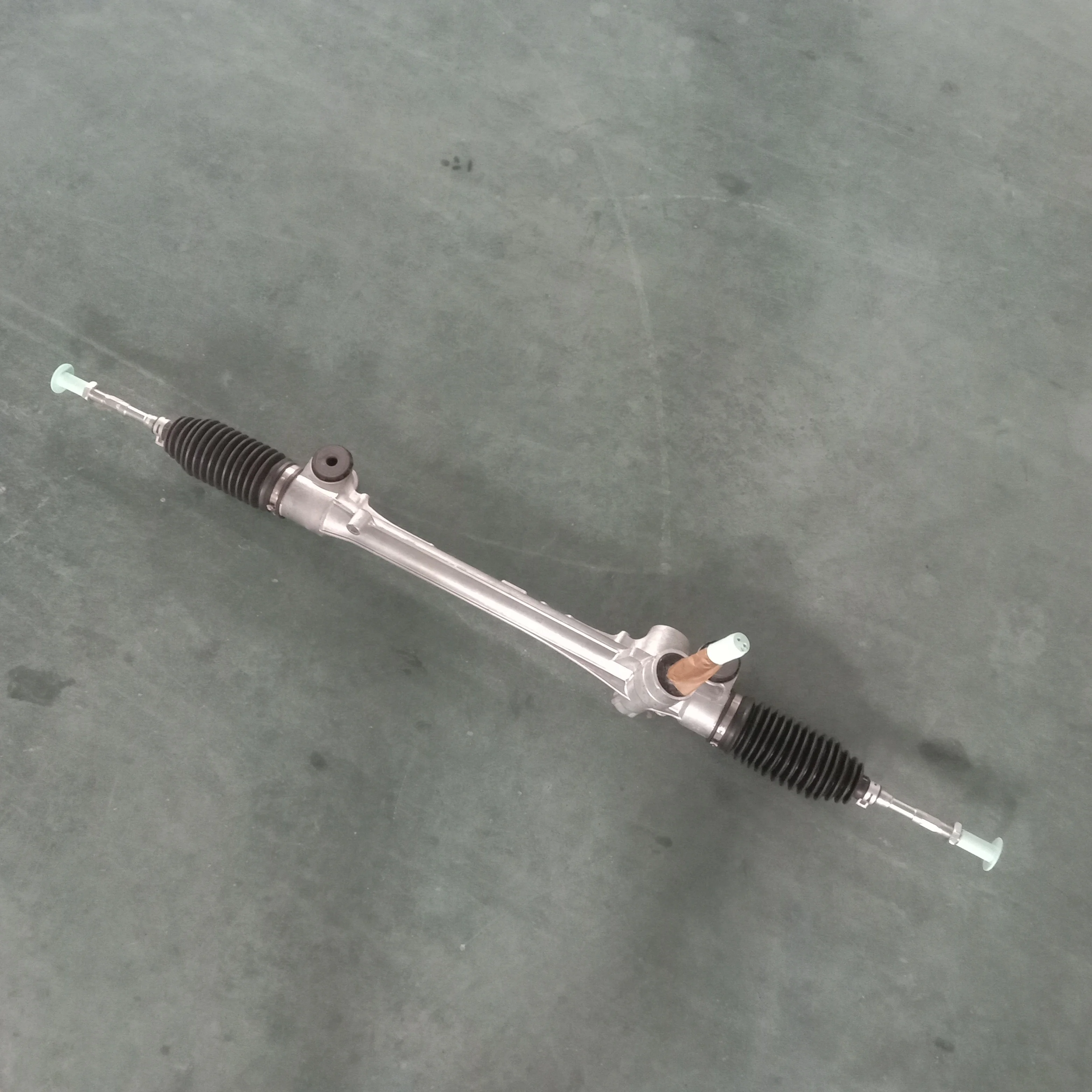 China manufacturer power steering racks and pinions for 08 Yaris  45510-52141 auto steering gear box