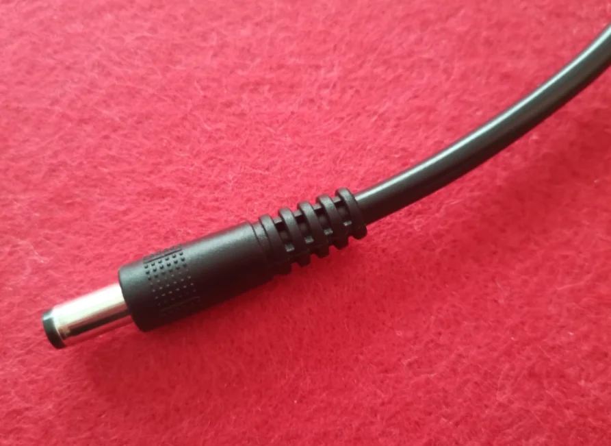 splitter 1X2 DC power cable  5.5*2.1 male to female customized for led light