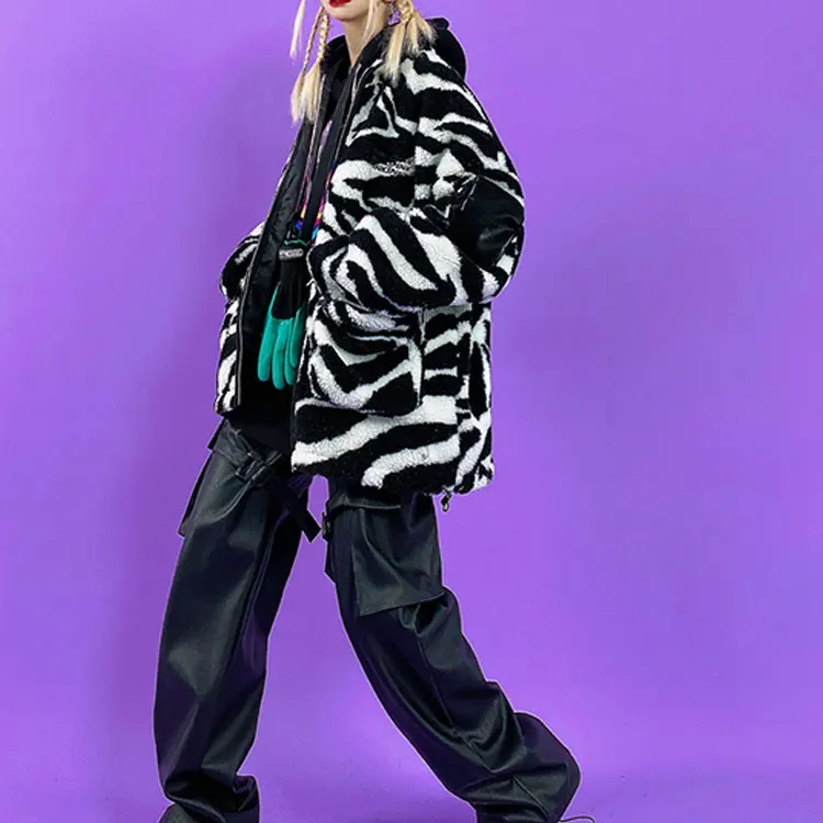 Top Fashion Hip Hop Winter Loose Lamb Hair Warm Zebra Print With PU Wrist Bag Street Couple Thick Coat Women Jackets and Coats