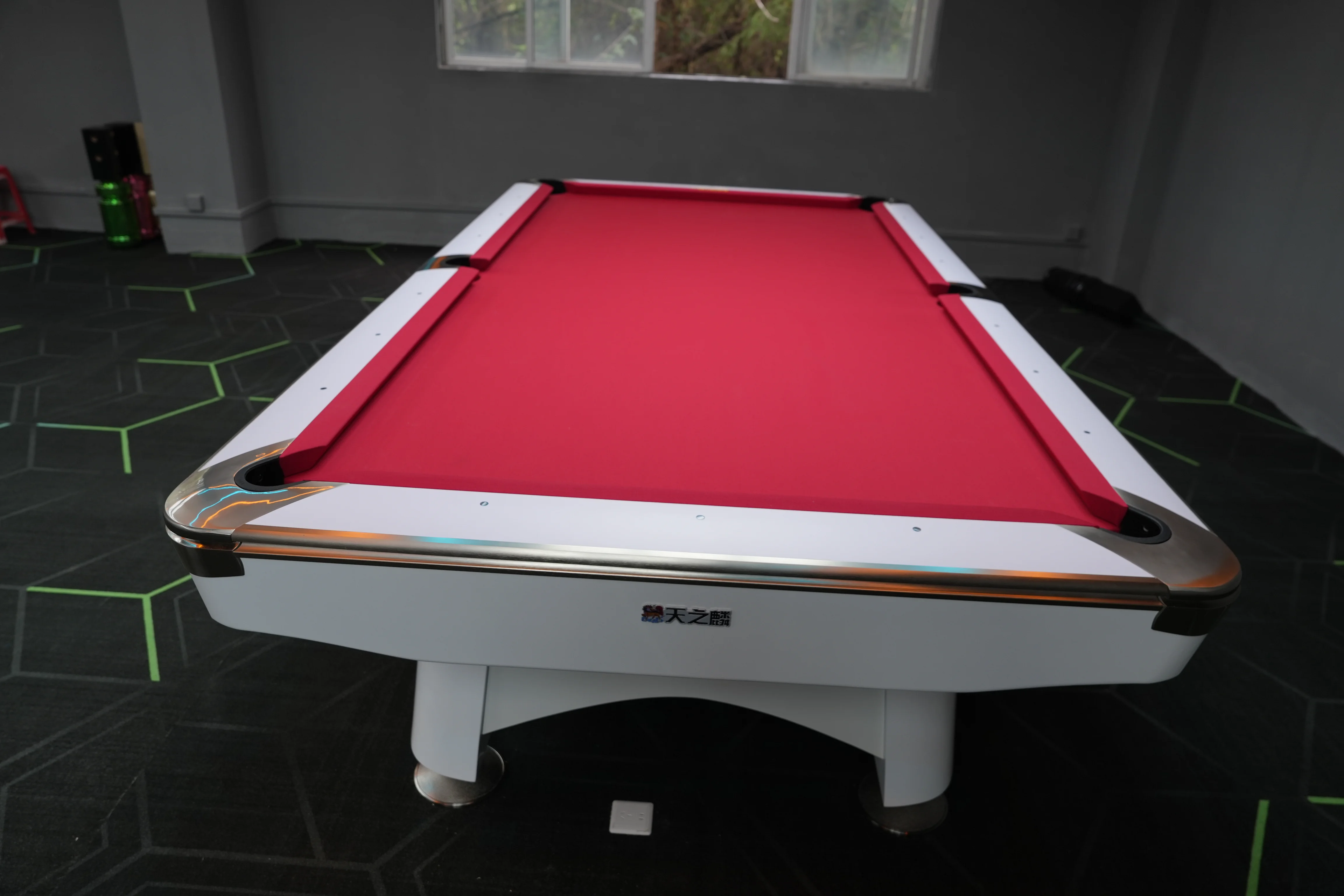 Modern 4-in-1 Professional Indoor Pool Table Solid Wood Slate Billiards Custom Size 9Ft Cushions Made Rubber Sports Leg Metal
