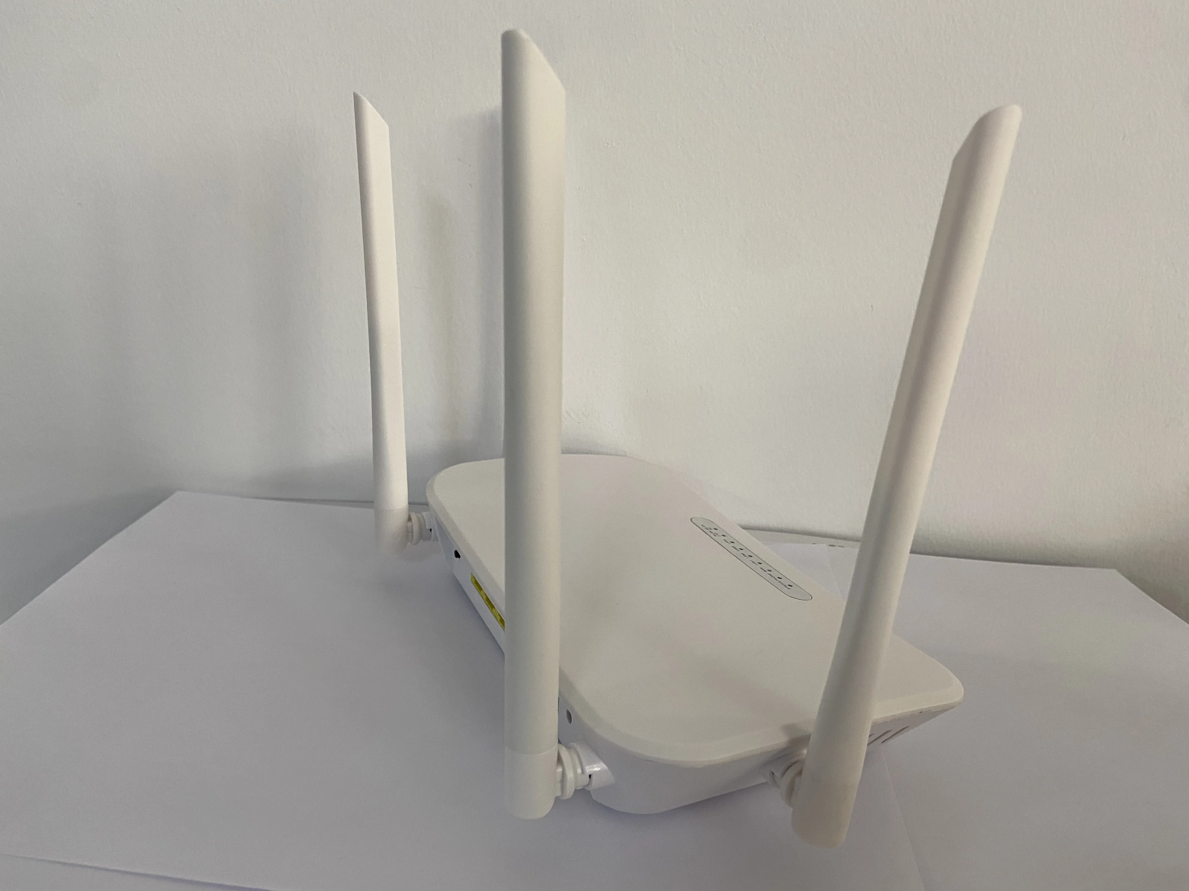 VDSL router with 1 WAN 4 LAN and RJ11  RS45 support FXS function