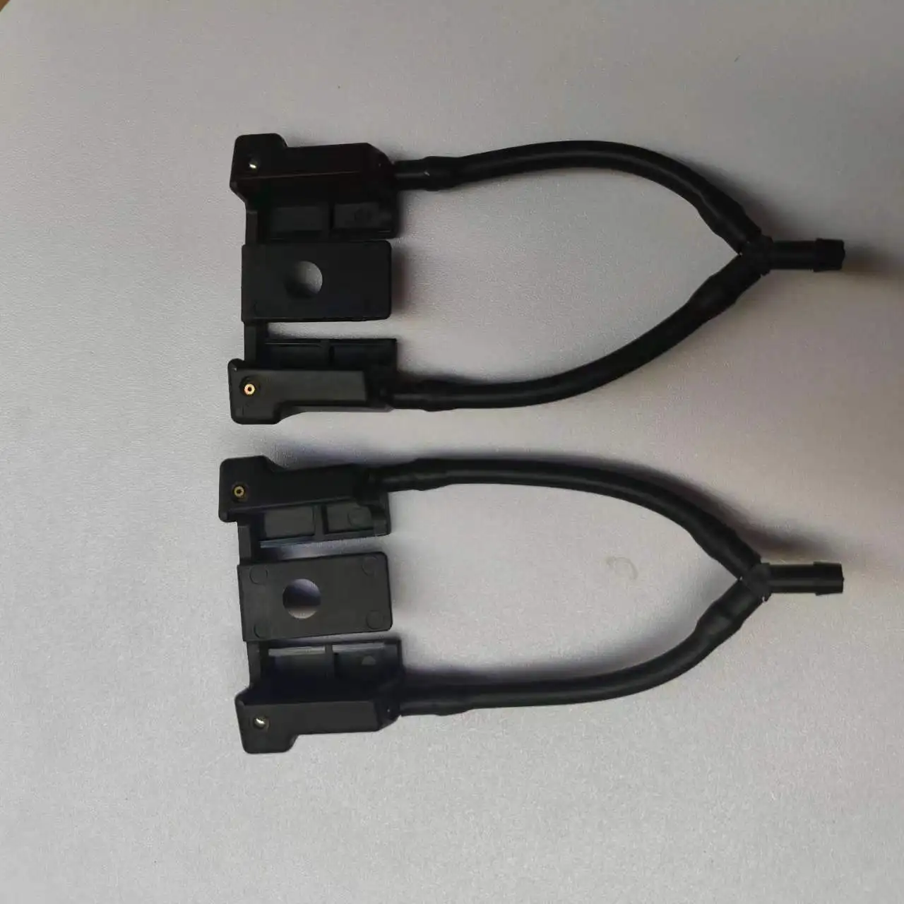 Universal Bus Accessories Wiper Nozzle Water Spray For Yutong Higer Zhongtong Bus