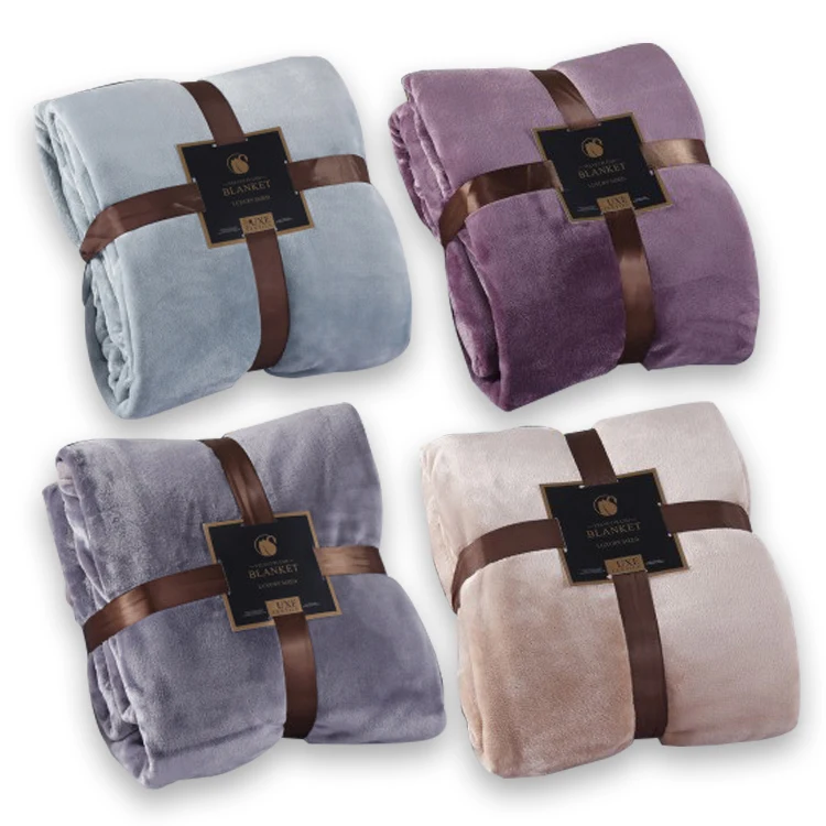 The factory wholesale Top Quality  Fast Shipping coral fleece plush blankets Oeko Standard flannel throw blanket  for couch
