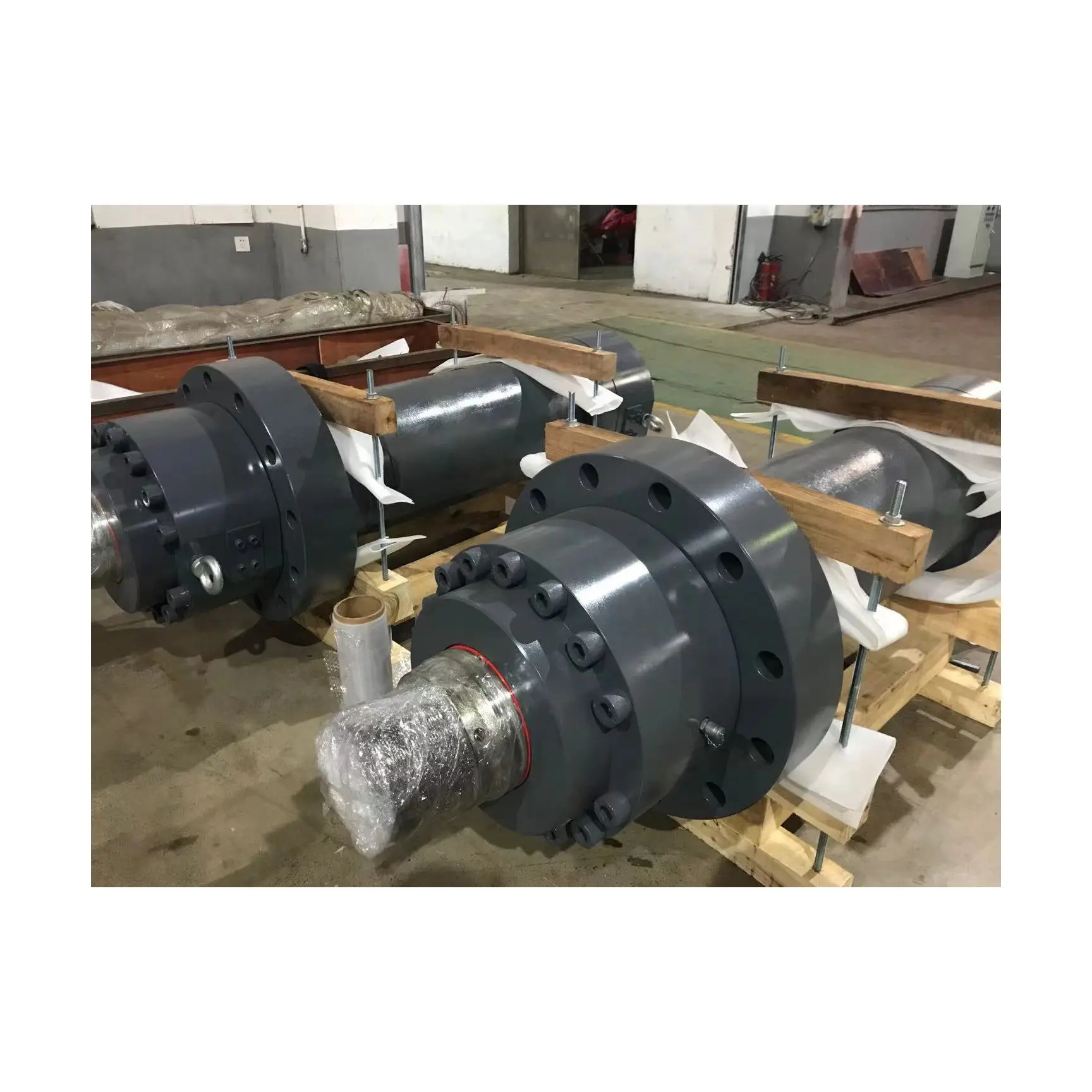 300 tons Double Acting Standard Hydraulic Cylinder