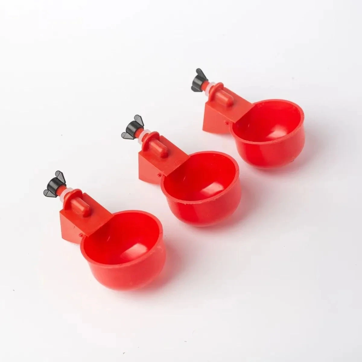 Saving Water Animal Poultry Automatic Chicks Nipple Drinker With a High Quality