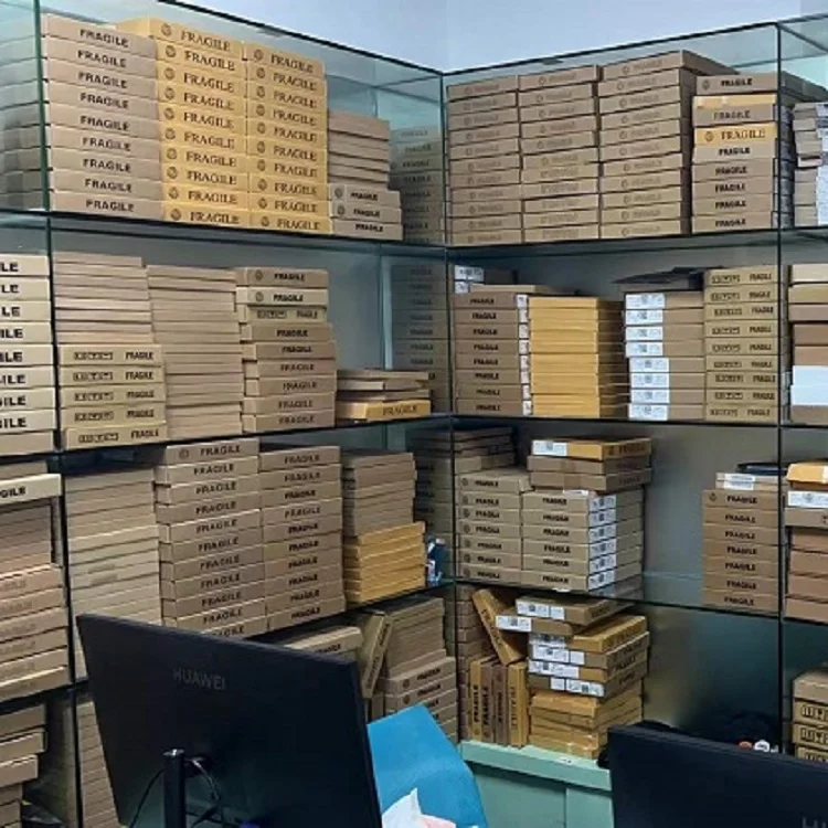 Integrated circuit ESP32-D0WDQ6 ESPRESSIF brand product chip integrated circuit IC