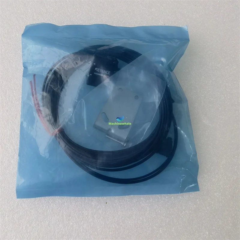 CZ-H32 Keyence Reflective Sensor Head Variable Spot *New Original in stock*