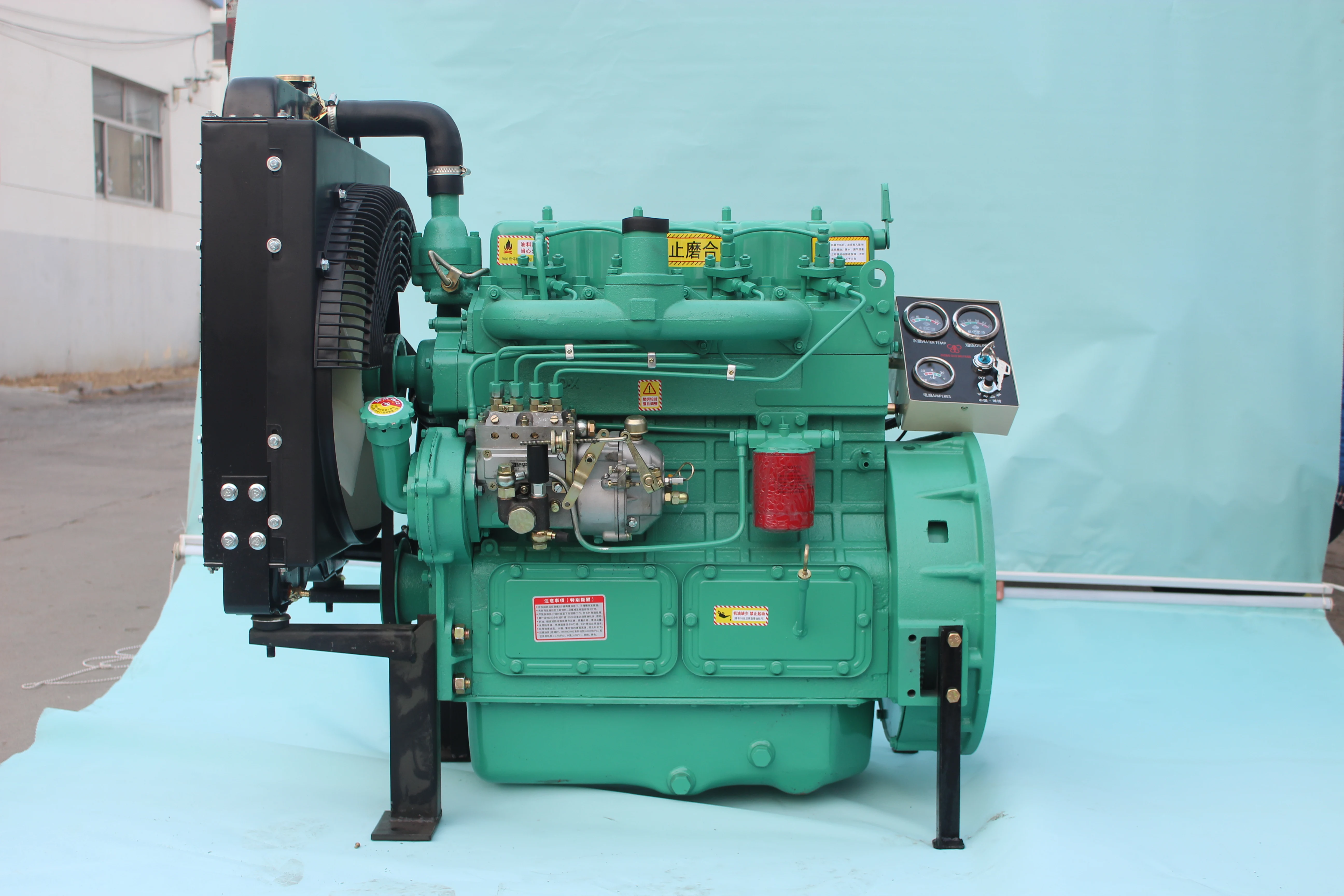 Водяное охлаждение 4 цилиндра 41kw K4100ZD дизельный двигатель