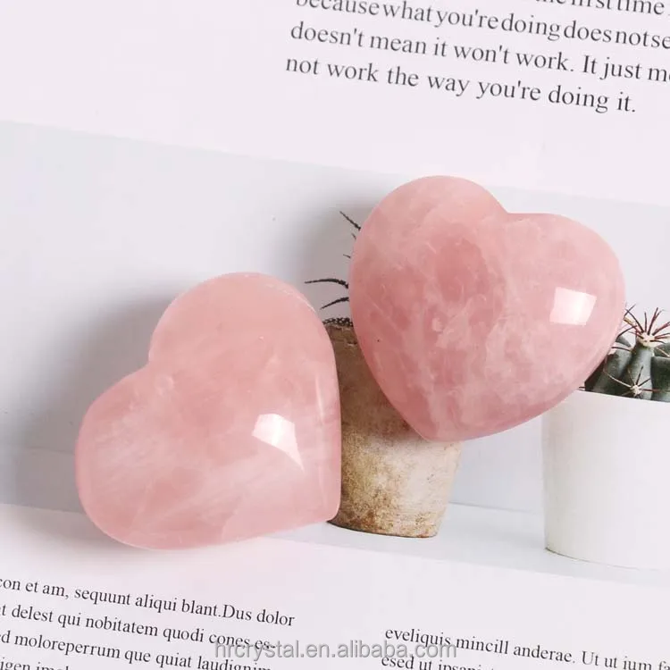 Оптовая продажа, натуральный высококачественный лечебный кристалл в форме сердца, розовое кварцевое сердце для любви