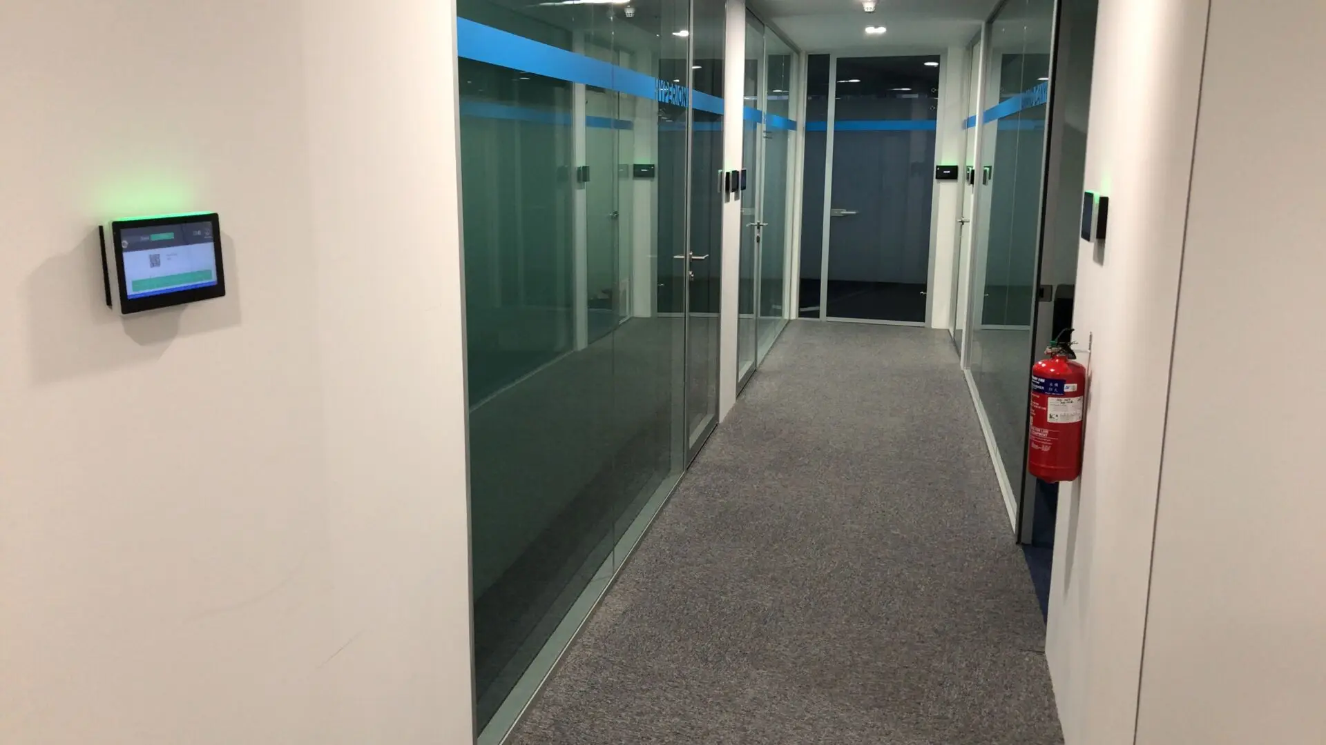 Android Wall Mount Touch Controller With RS485 Relay CO2 Sensor For Grow Room