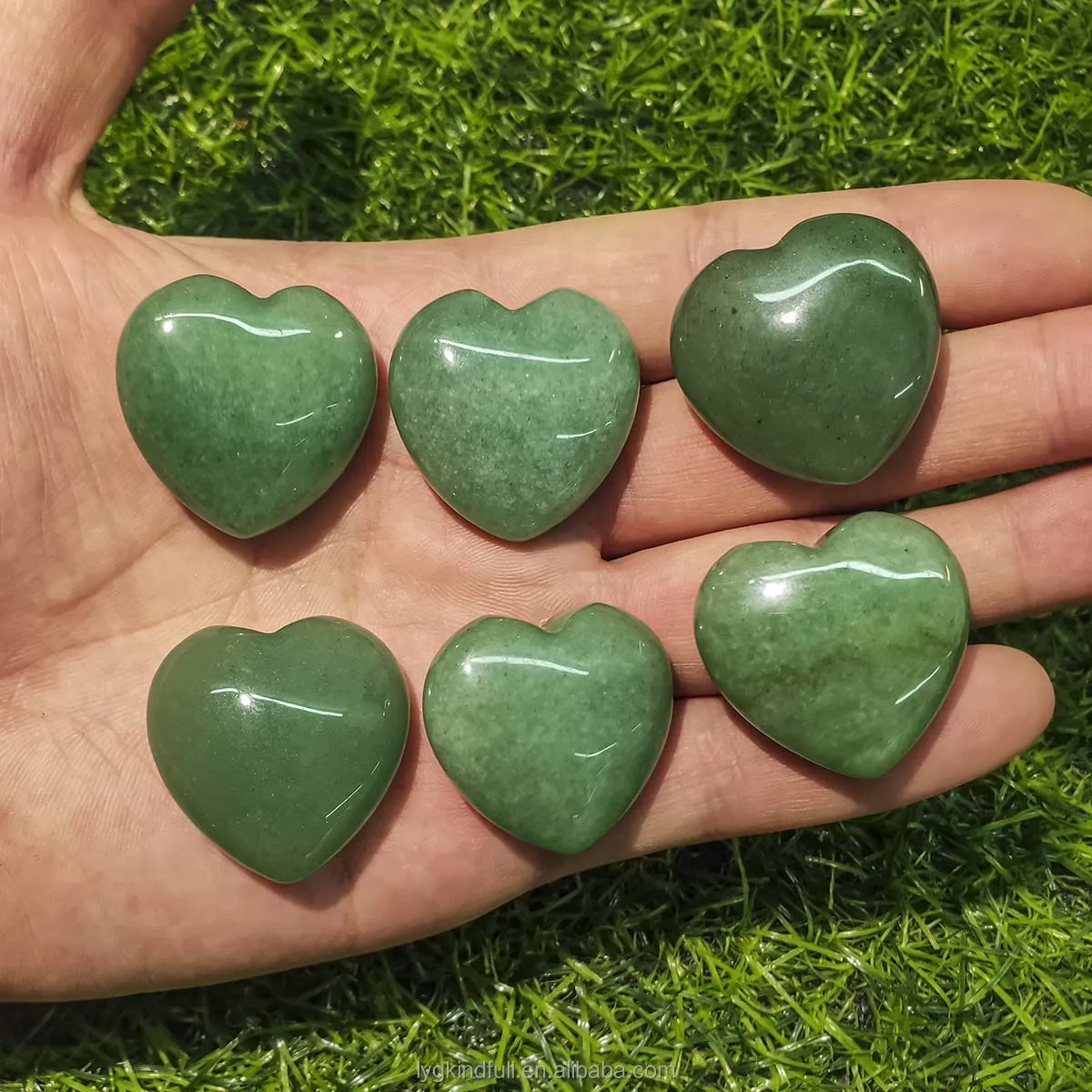 Natural Mini Green Aventurine Crystals Stone 3CM Loving Heart Healing Crystal Green Aventurine Small Crystal Hearts