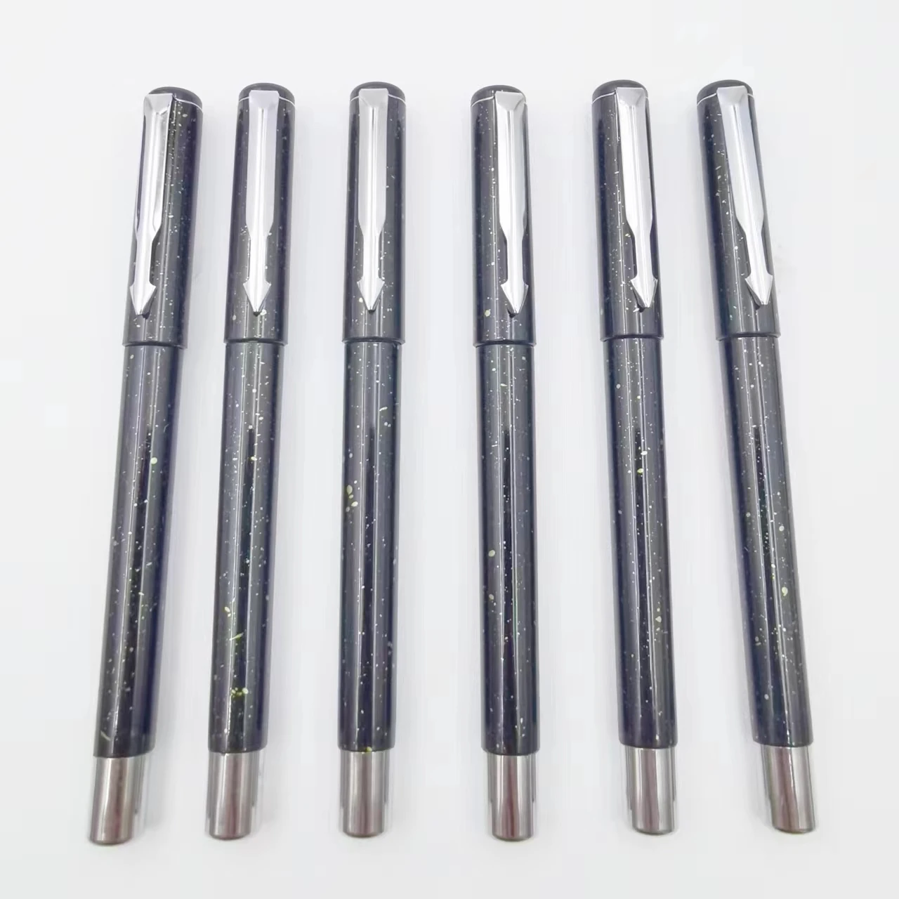 good price metallic pocket hook pen plastic cap pen bulk