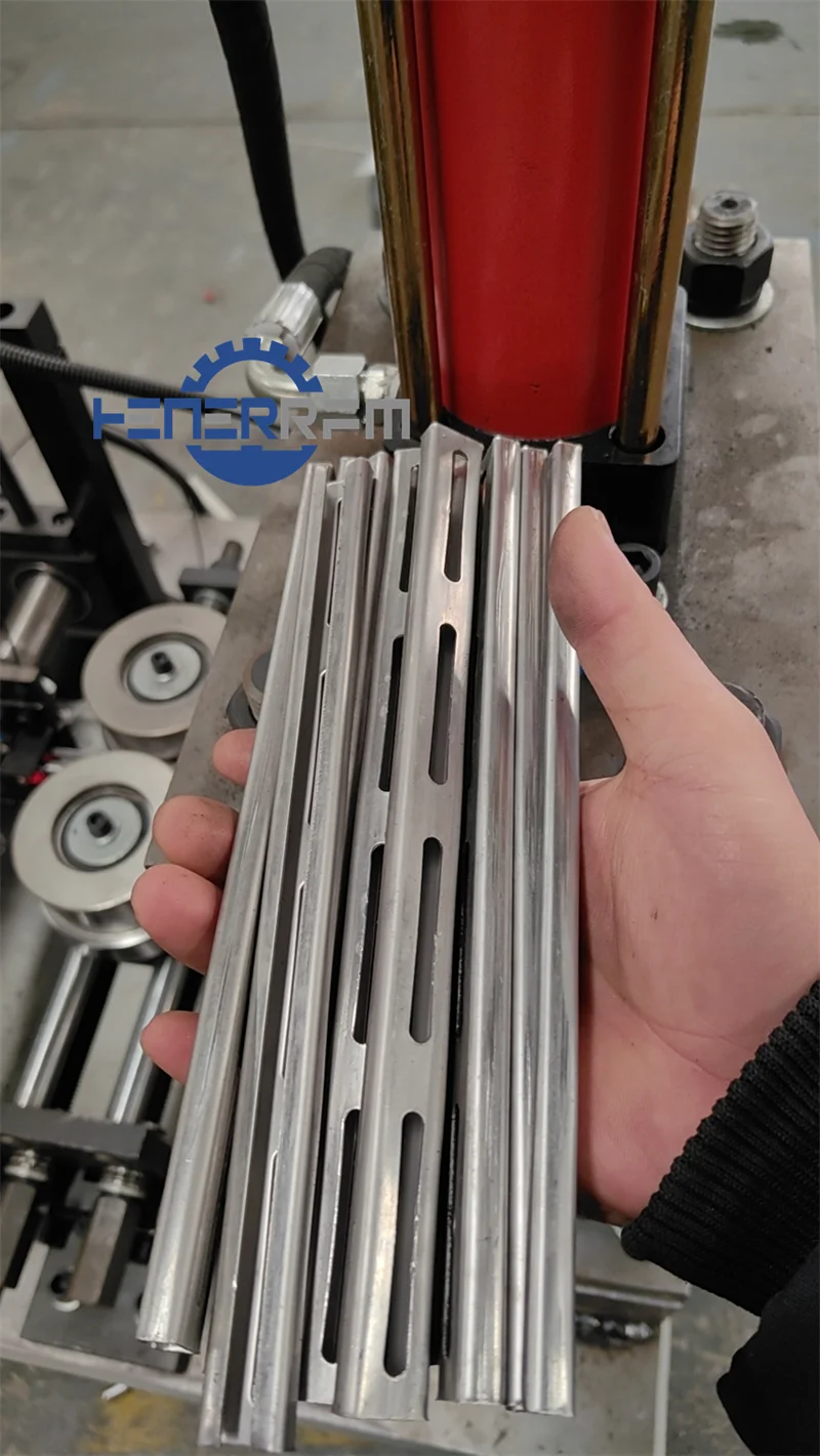 Full automatic galvanized steel c channel roll forming machine slotted c channel machine for ceiling