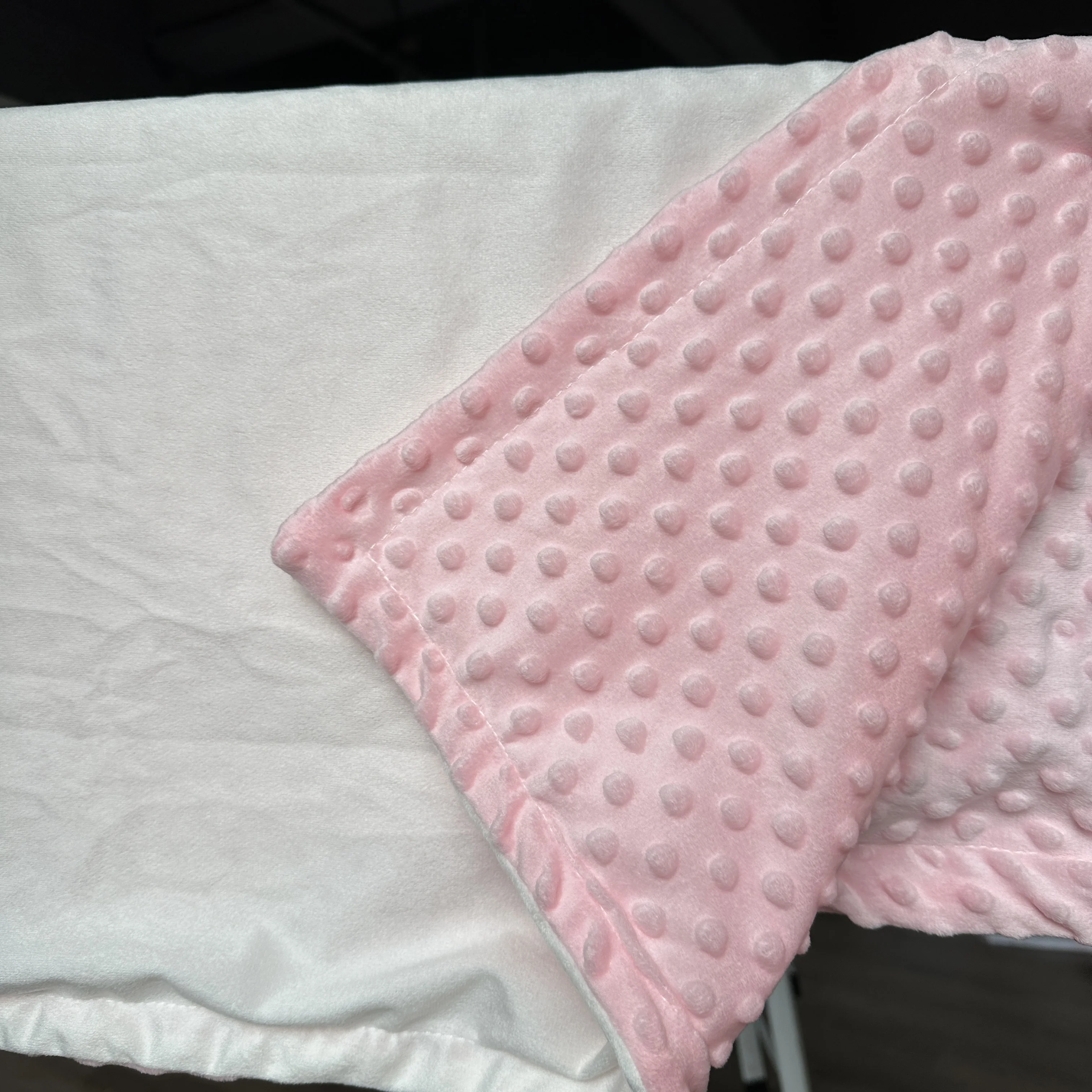 Customized Logo Printable Minky Dot Newborn Throw Blanket Sublimation Blank Baby Blanket with Massage Beads