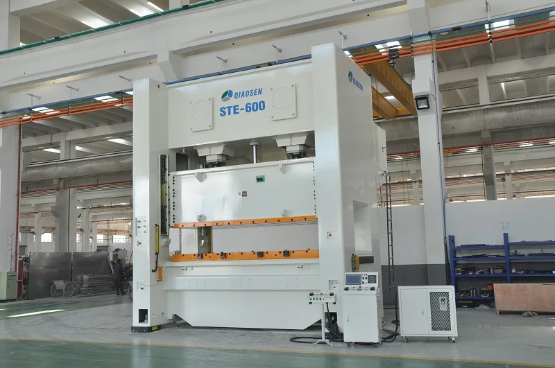 Automatic press car body making machine pneumatic stamping machine with Japan technology
