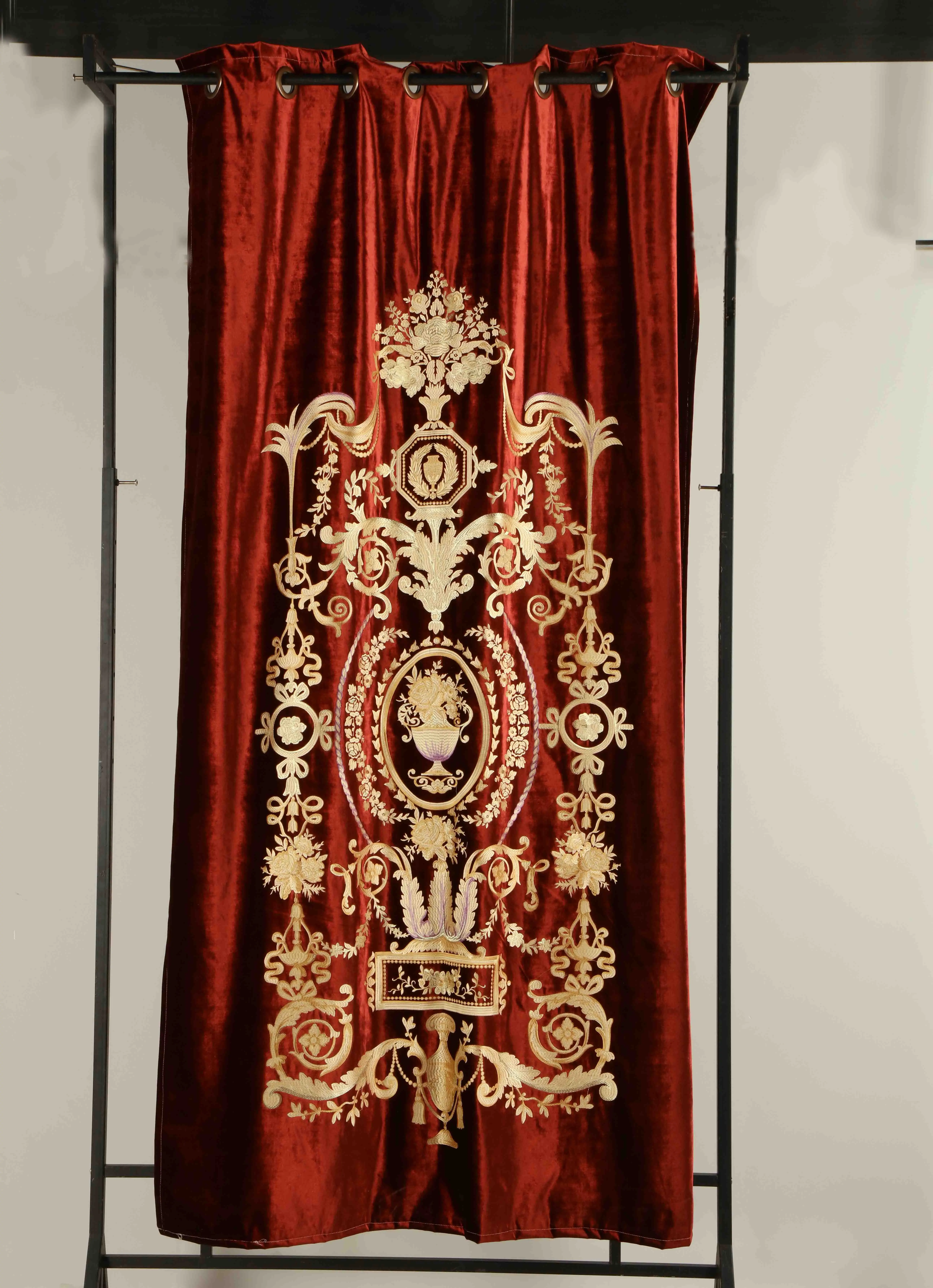 Modern Luxury Velvet Fabric Tissus Ameublement Canap Africaine Embroidery Sofa Curtain Fabric