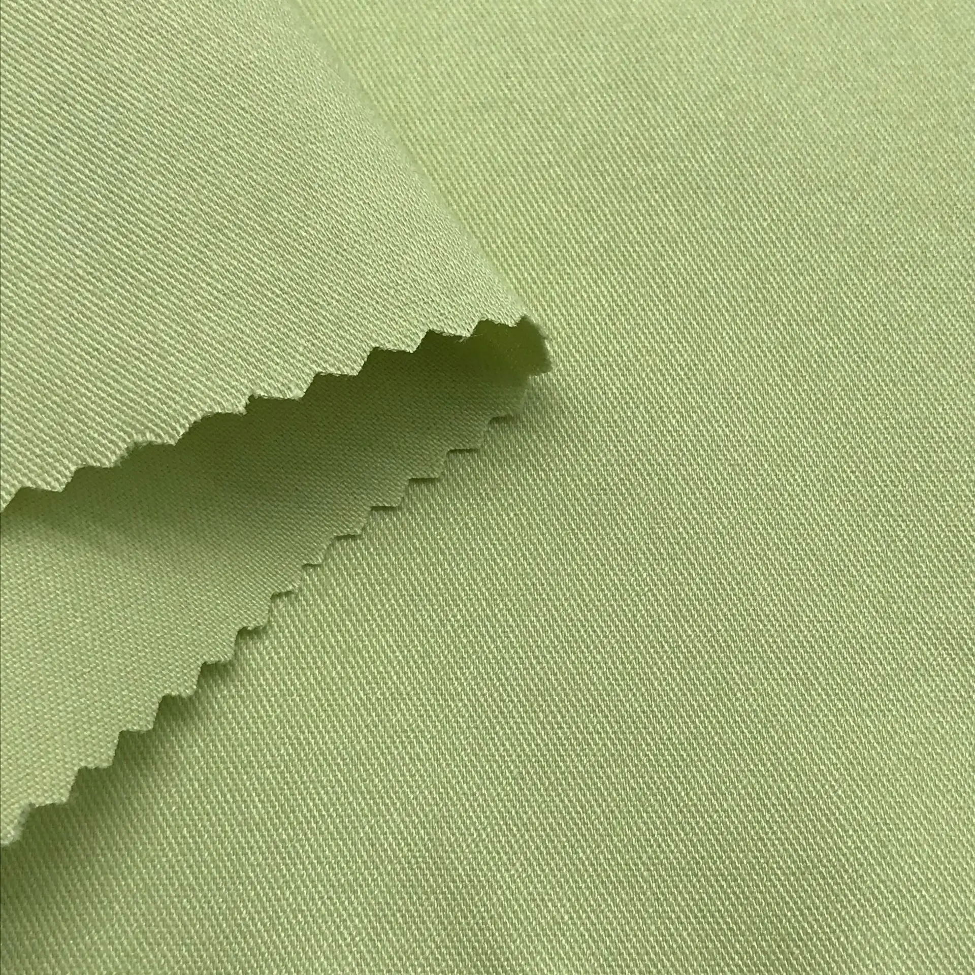 Best Selling Islamic Clothing Men Thobe China Cheap 100% Spun Polyester Arabic Thobe Fabric for Shirts and Robes