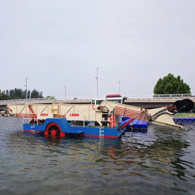 High Output Fully Automatic Water Grass Harvester used for Cleaning Aquatic Plants