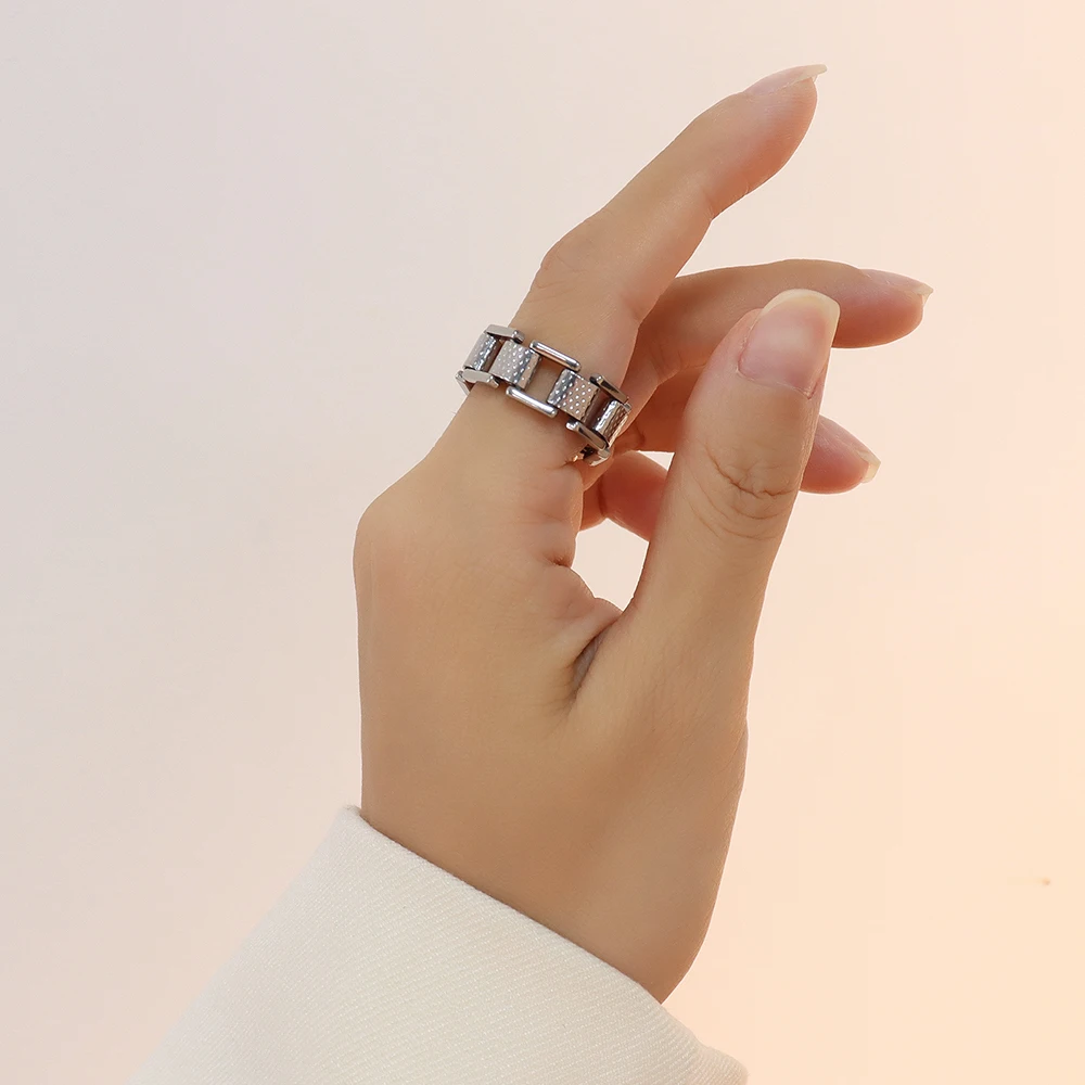  Exaggerated Strap Chain Titanium Steel 18K Gold