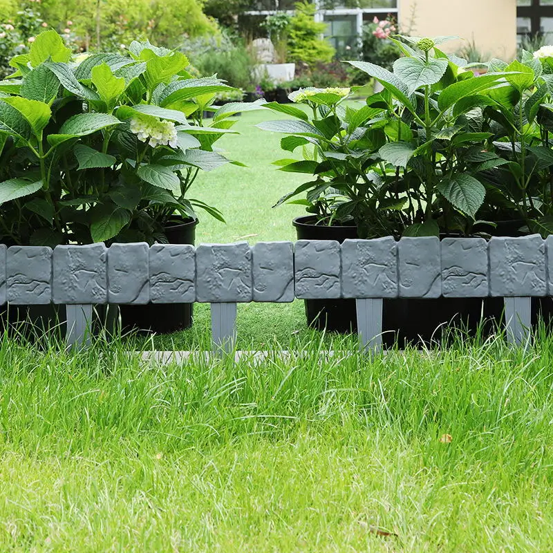 PP Material Lawn Picket Fence Customized Lawn Edging Border Garden Fence Decorative Border for Home Decor Fence