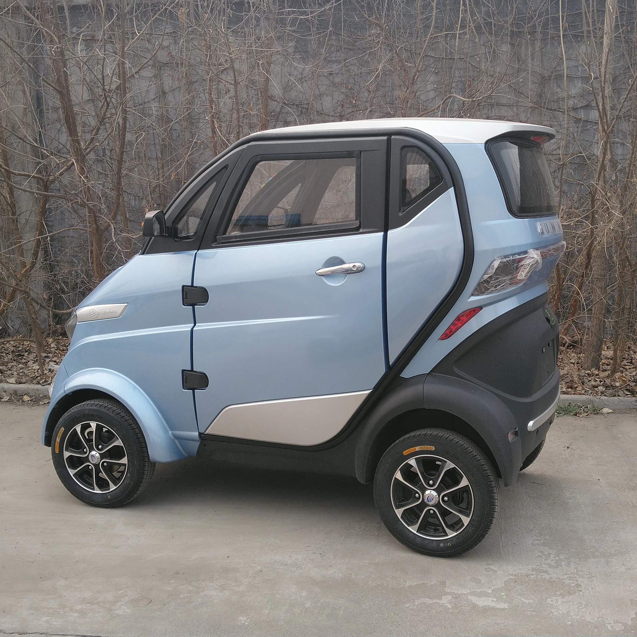 EEC L6e Brand New+Cars 4 wheels Electric mini Car lithium battery CKD SKD