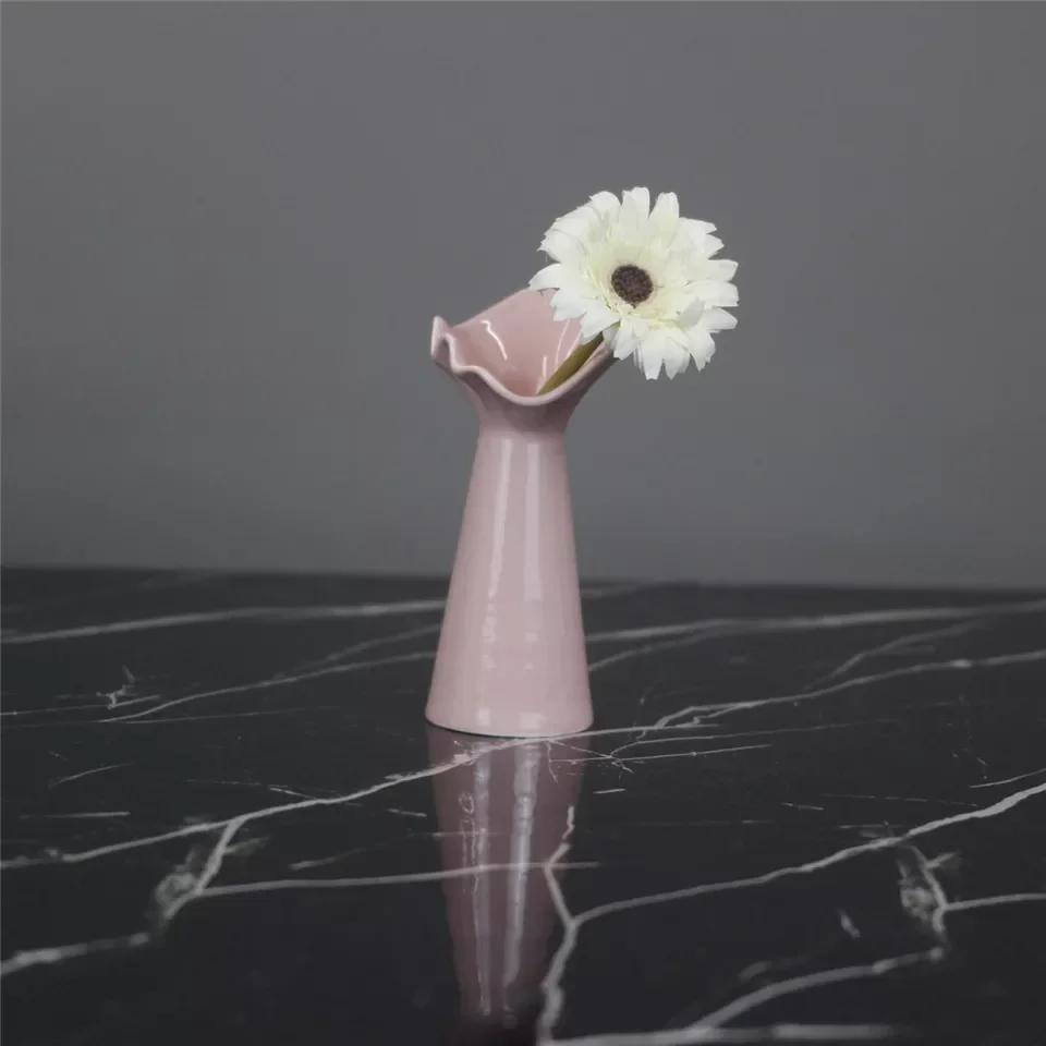 Ceramic Small Flower Vase Home Decoration Modern Decorative Vases For Home Hotel Wedding Garden