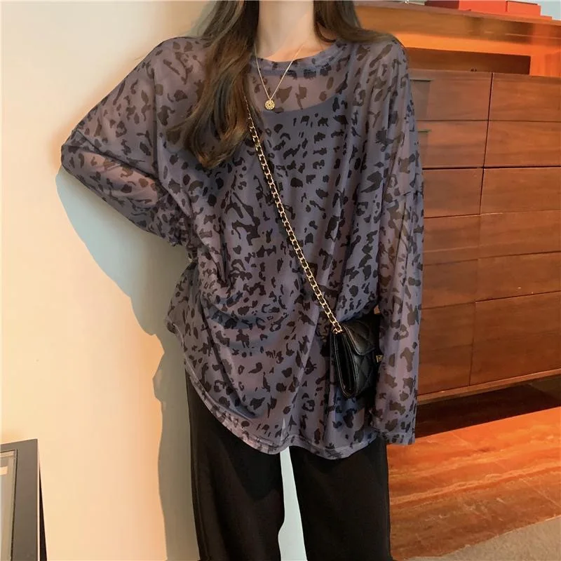 Tie-dyed mesh sun protection top for women, summer new loose ice silk thin see-through long-sleeved T-shirt blouse