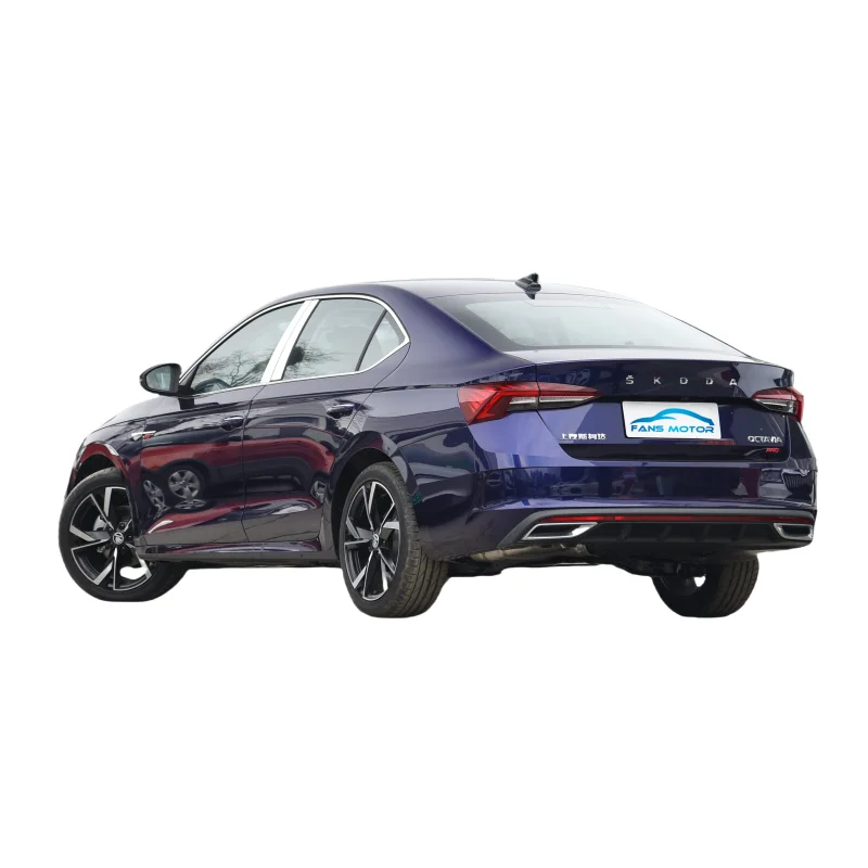 2024 2025 Blue Color 200km/h 5 Door 5 Seat Hatchback Luxury Edition Skoda Octavia China Car