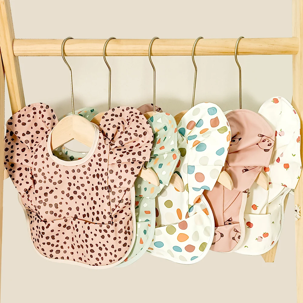 Waterproof Toddler Apron Long Sleeve baby bibs Customization Washable Breathable Pu Bpa Free Baby Easy Cleaning