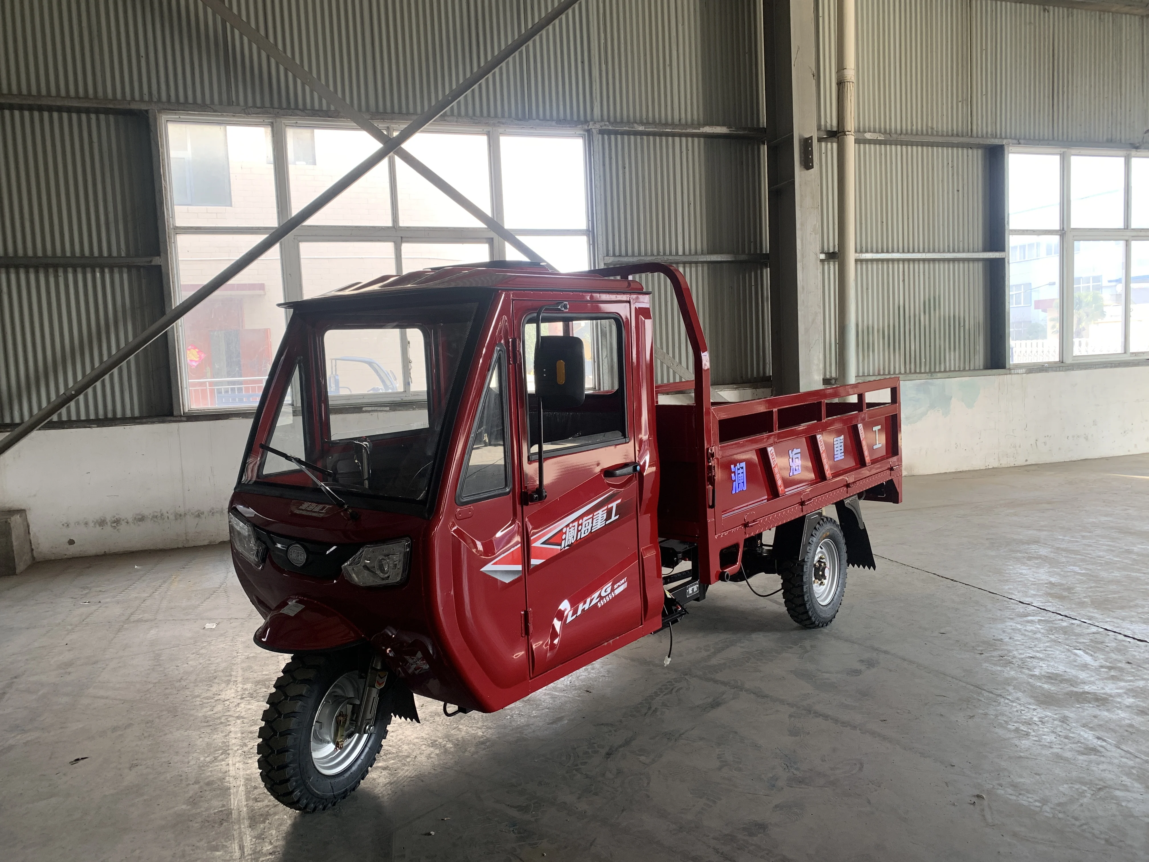 Трехколесный Реверсивный трехколесный мотоцикл с открытым