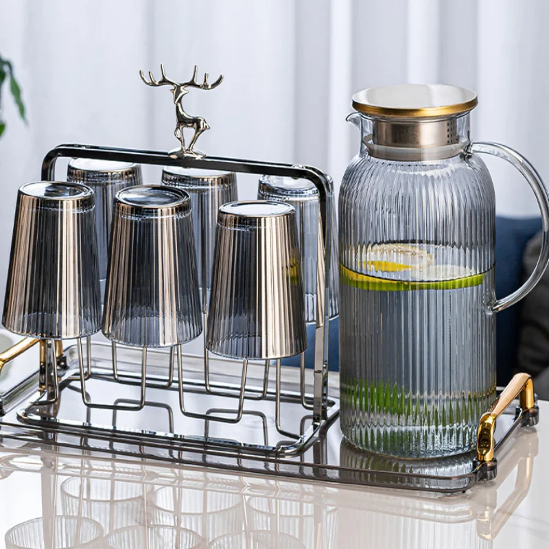 Прямые продажи с завода большая емкость ребристый стеклянный кувшин для воды крышкой и ручкой