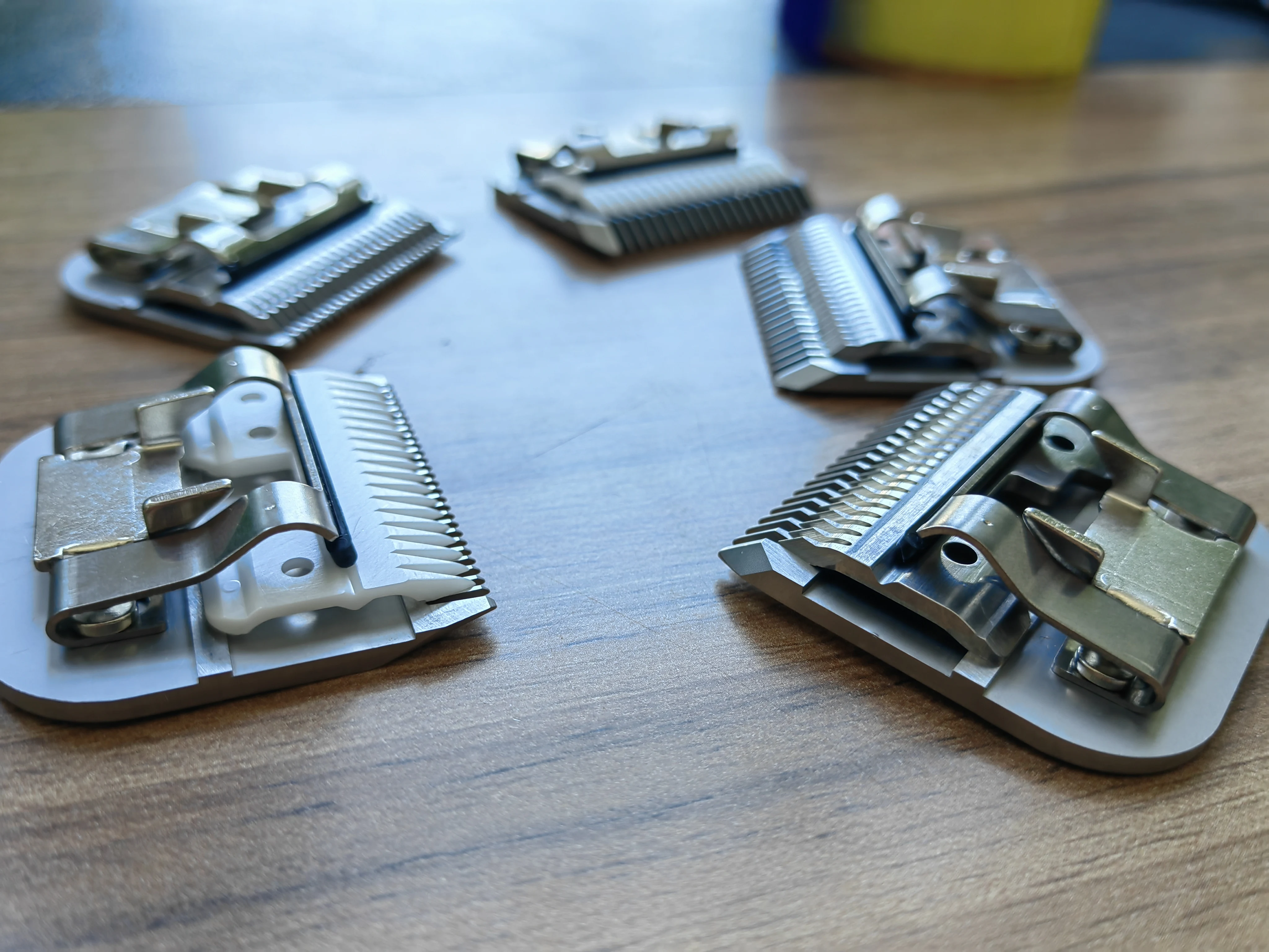 Detachable Ceramic Pet Clipper Blades,Size-7F,Compatible with Most Andis,Oster,Wahl A5 Clippers