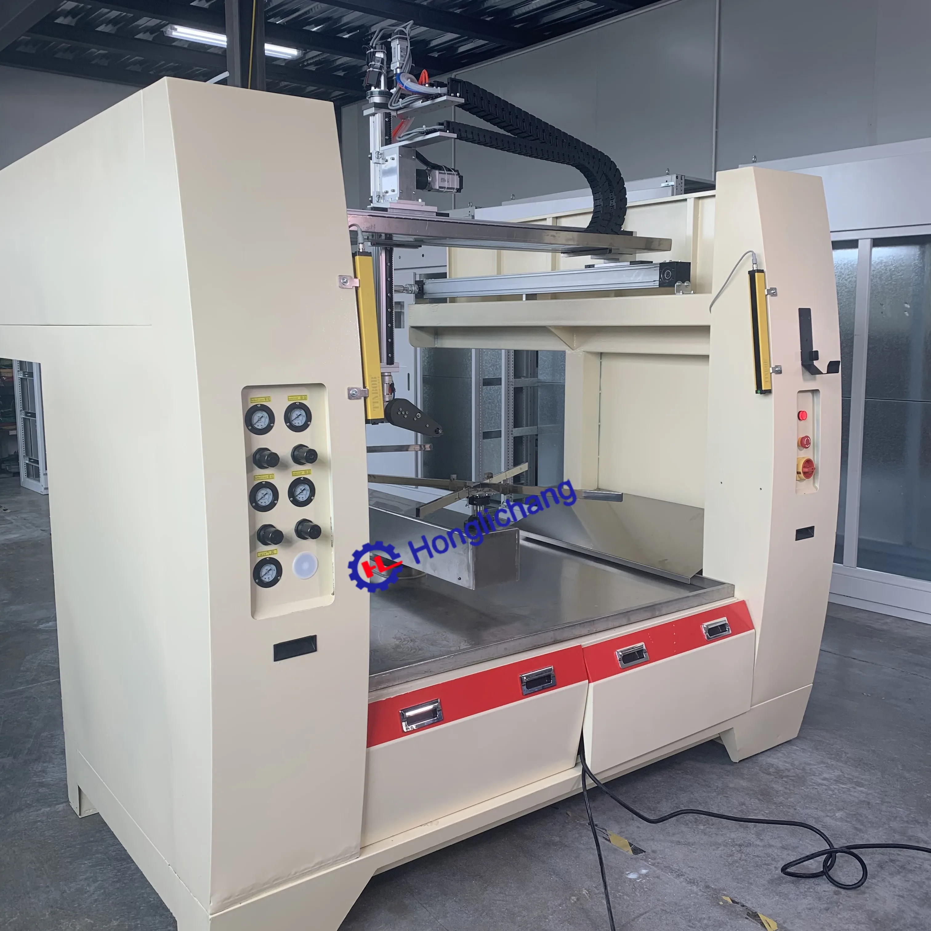 HLC06P 6-осевой автоматический спрей робот покрасочная машина для пластиковых деталей