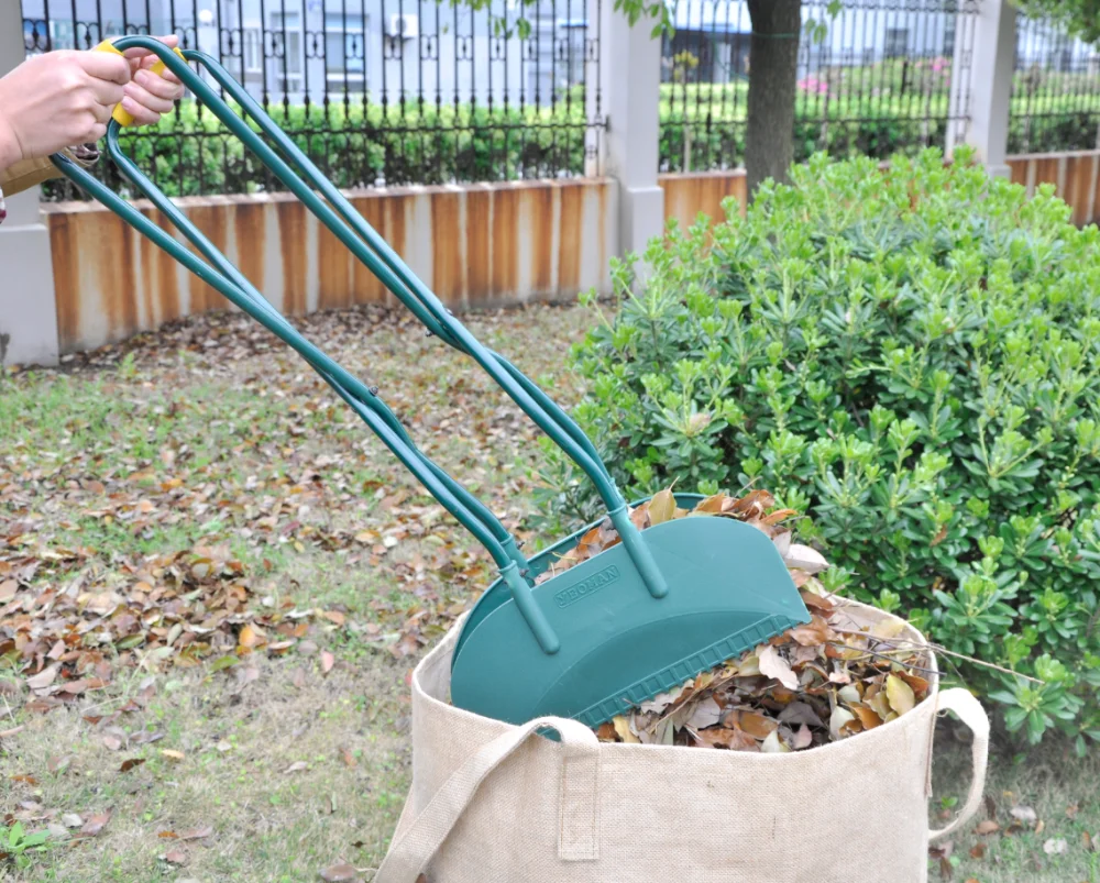 Winslow & Ross Outdoor Long Handle Rake Soft Grip Garden Leaf Grabber