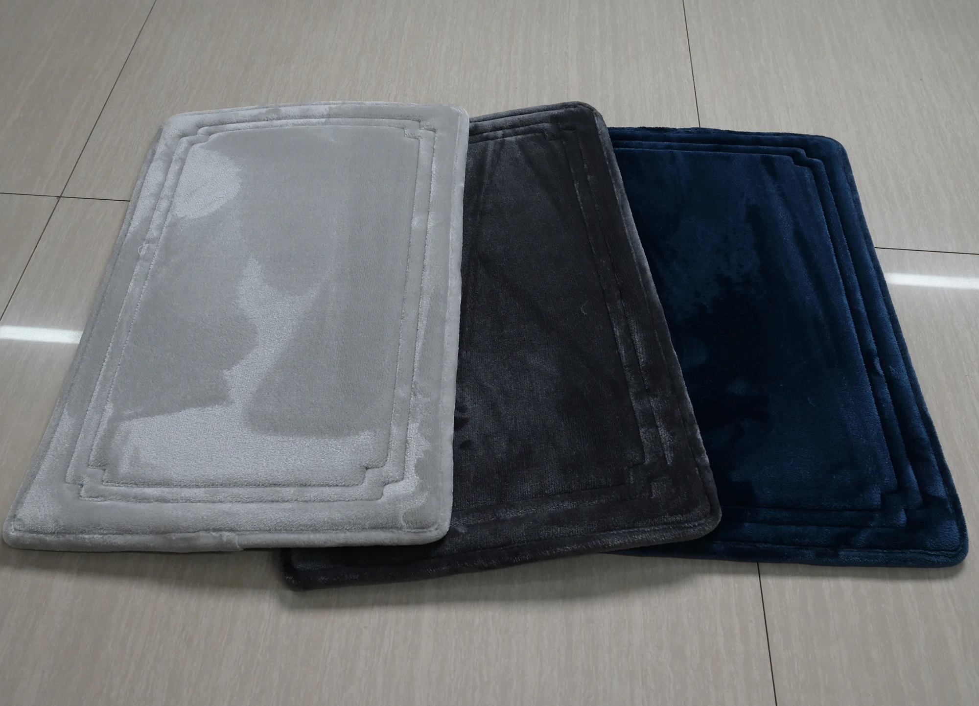 High Quality Solid Color Memory Foam Shower Mat Modern Design