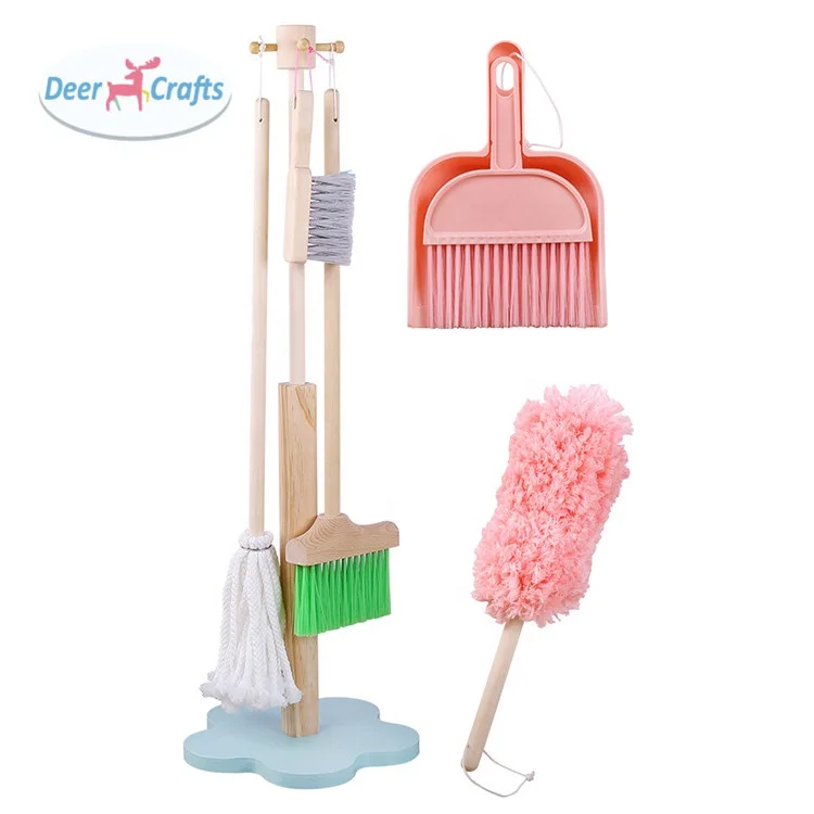 New kids pretend play wooden toy cleaning set with broom DD10371