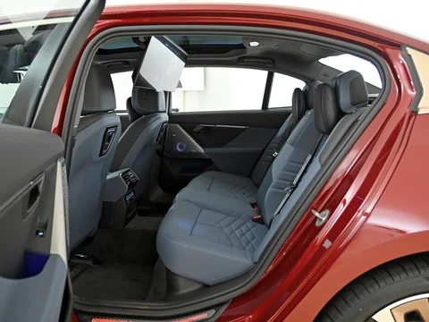 2024 new model BM W i5 electric car eDrive 35 L 526km BM W i5 uesd car