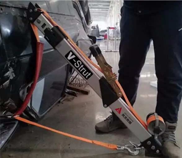 Power shore for crashed cars vehicle stabilization strut