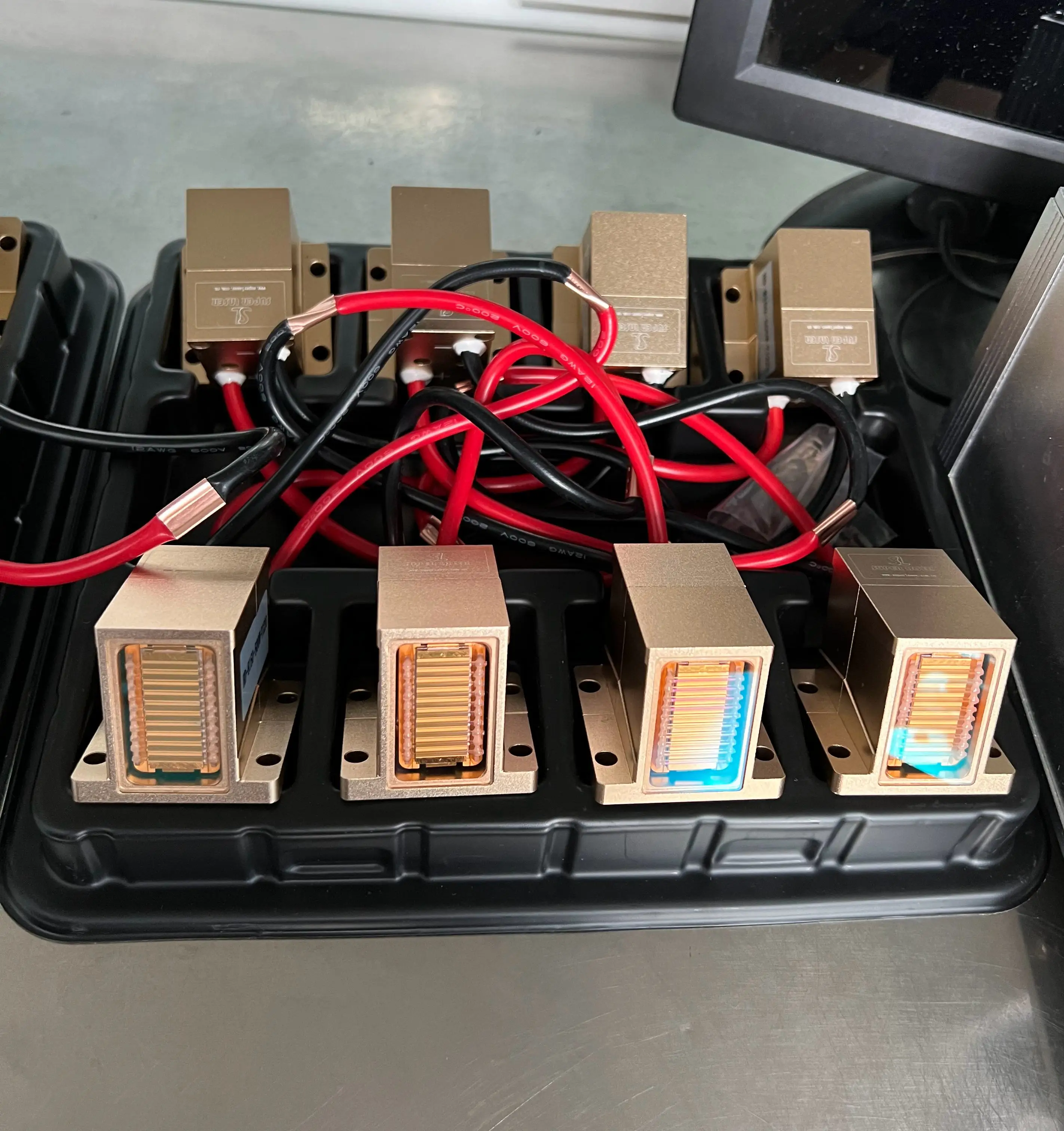 laser diode 808/810nm laser bar stack 6-18 head laser beam 300-1800W light part mobile spa equipment accessory