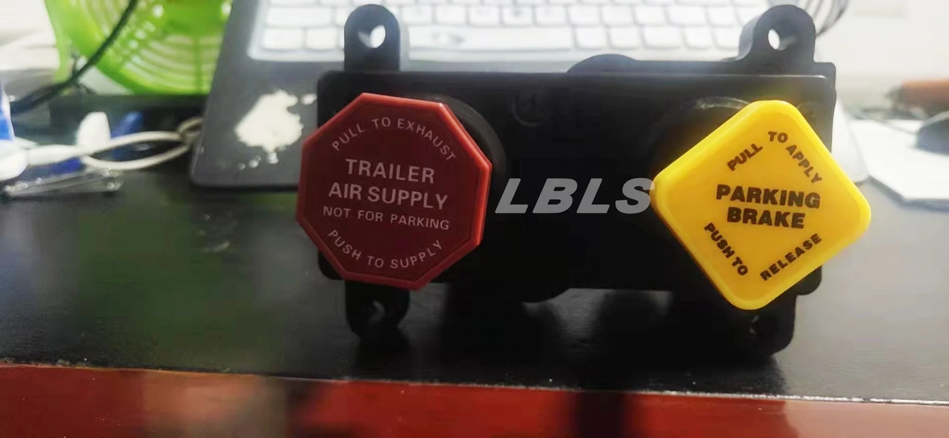 LBLS Truck parts control module  KN20611 KN20619 Air brake valve factory price