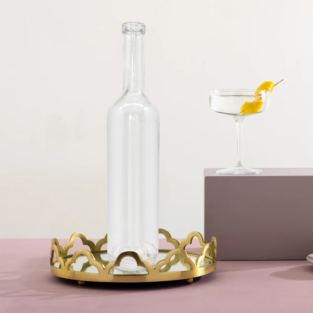 Leading technology  100ml juice drink transparent glass bottle with customizable logo design wine brandy cork