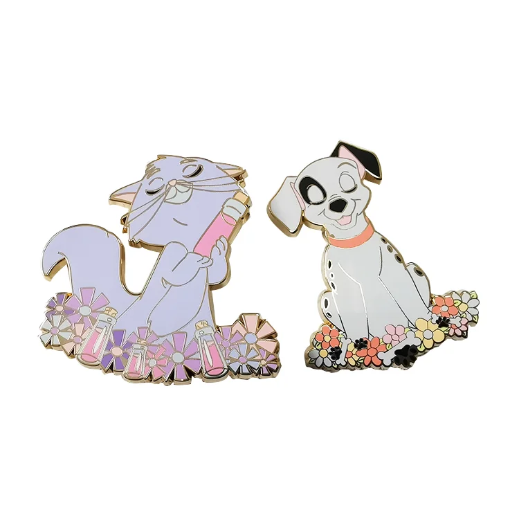 gold plated animal shaped hard enamel pin with many