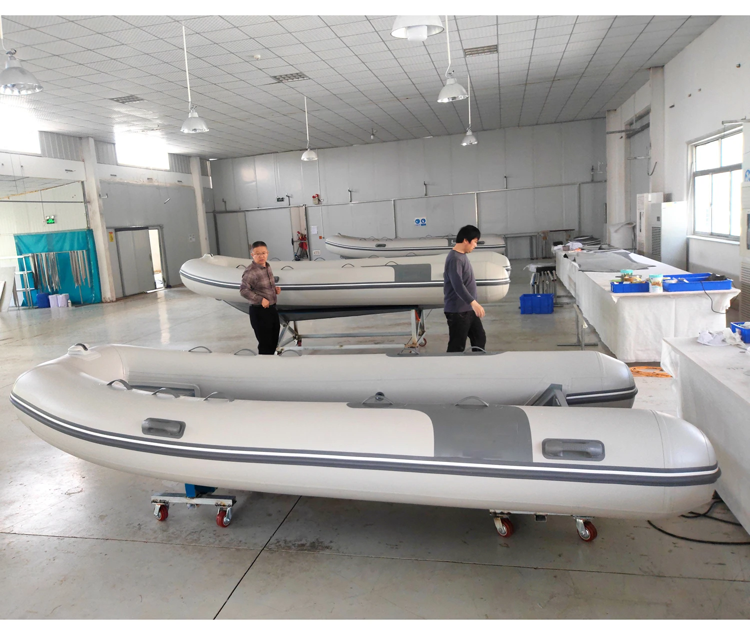 Парусная лодка Заводская распродажа ПВХ стекловолоконная рыболовная гипалон надувная ребро