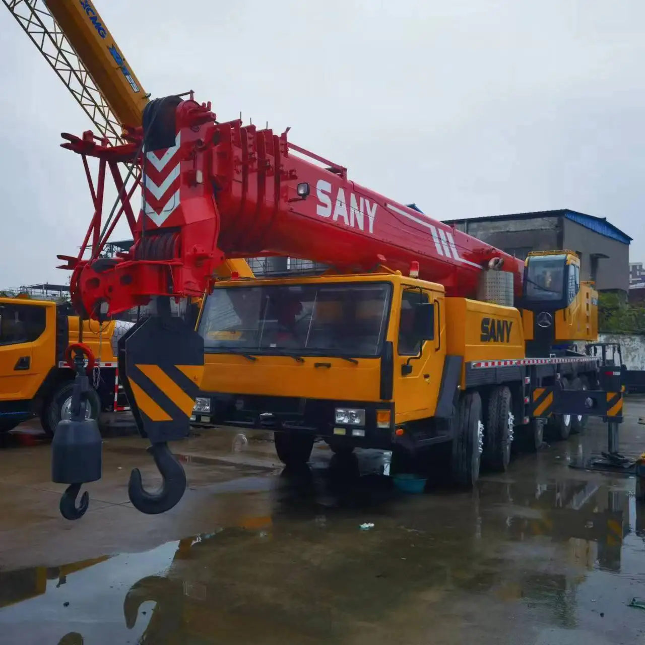 Подержанный Sany 80 тонн 100 110 автокран Stc1000 мобильные гидравлические подъемные автокраны для