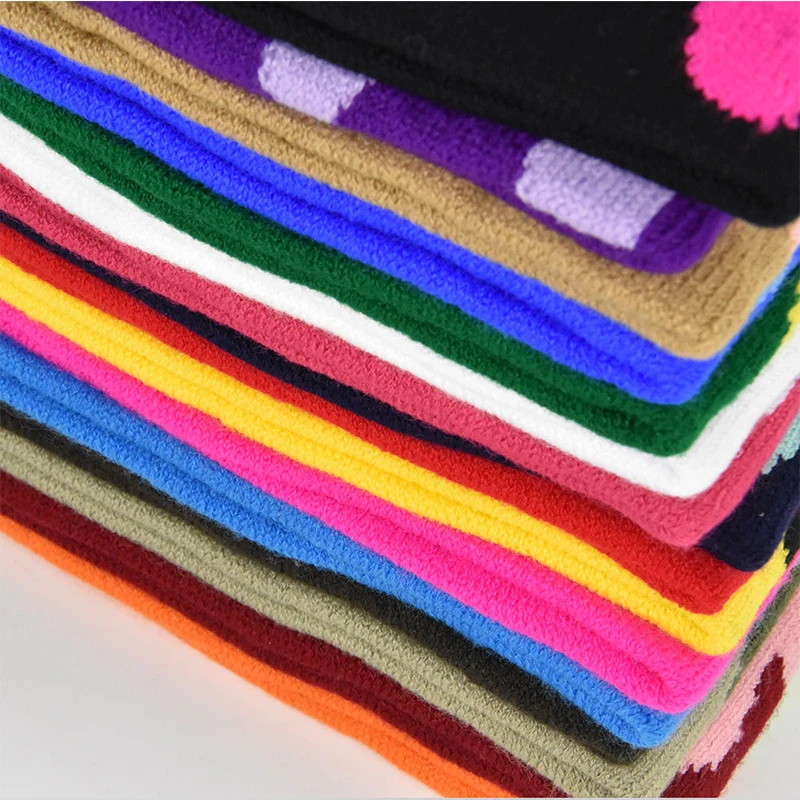 Wholesale customized beanies knit ski hats all over custom logo knitted jacquard winter acrylic skull beanie knit ski hats