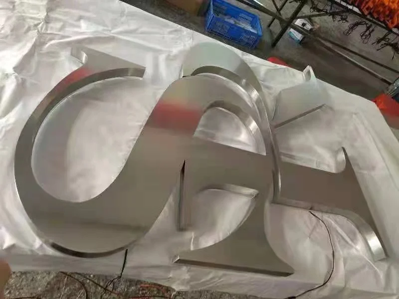 Newest 3d stainless steel letter sign shop name board outdoor company logo design lighted