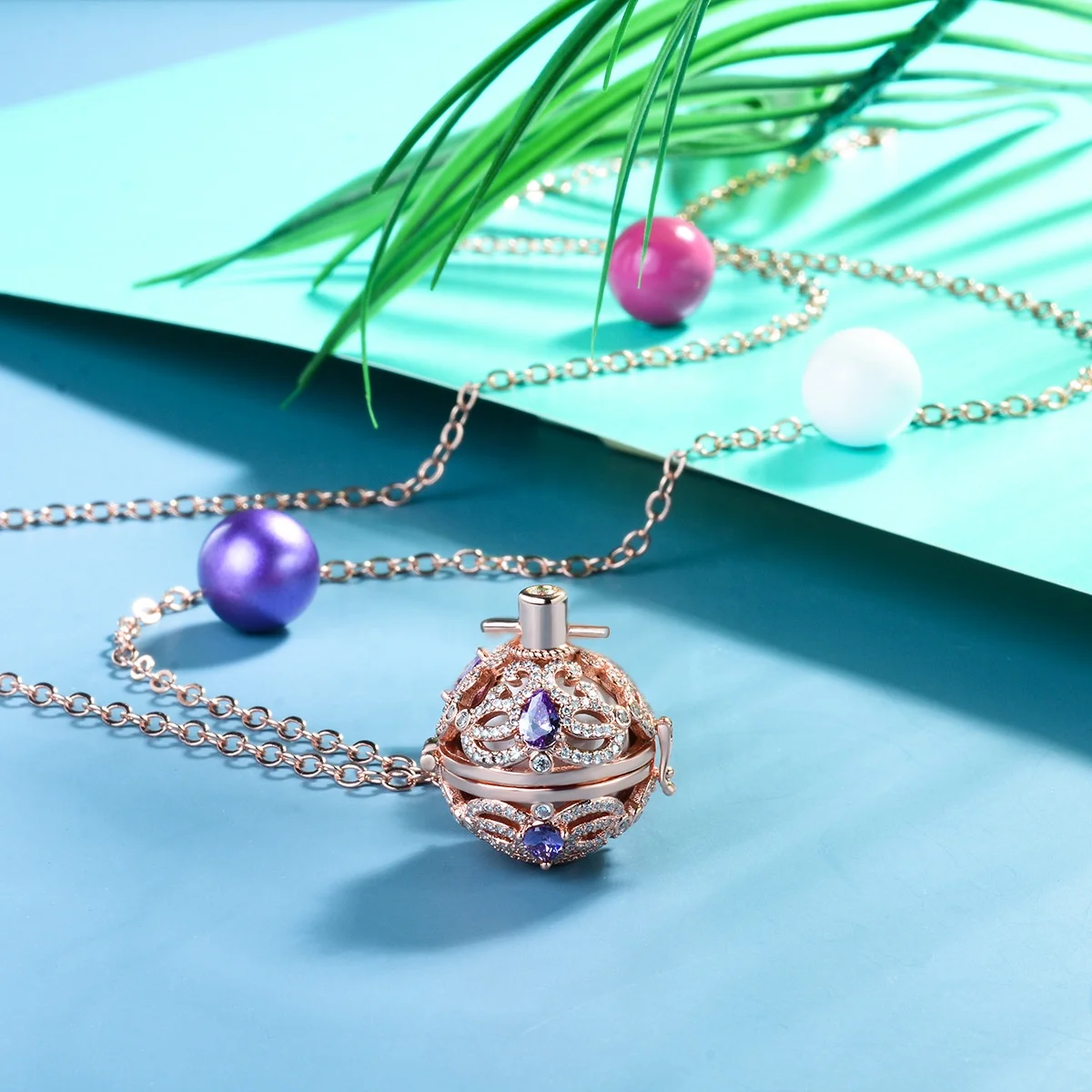 Dongguan Changda Jewelry Factory High Quality Bola Wholesale OEM Design Dreamcatcher Design Cage Pendants