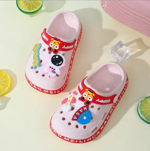 Space man Clogs Shoes Kids Sandals astronaut Slippers Eva Cute Children Boys And Garden Clog Cartoon astronaut clogs For Kids